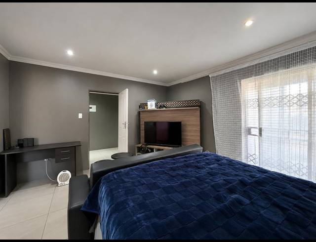 4 BEDROOM HOUSE FOR SALE IN SOSHANGUVE X